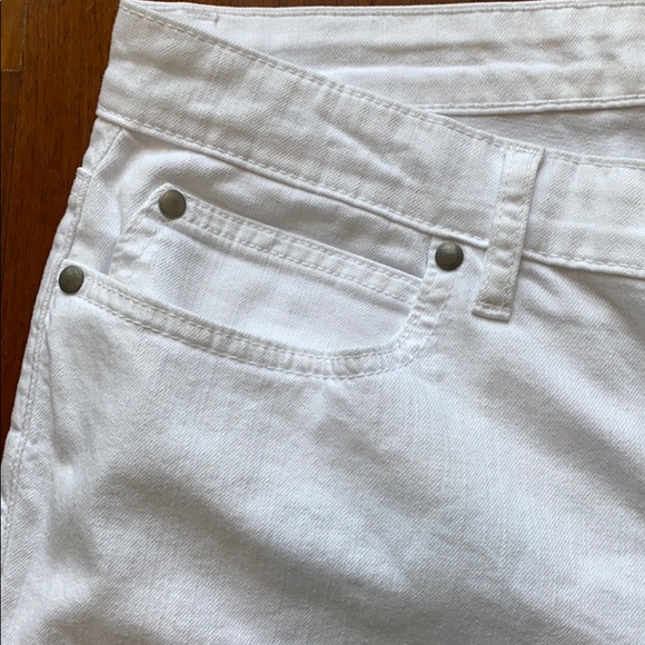 Eileen Fisher White Organic Cotton Jeans, Size 10 - Picture 6 of 11